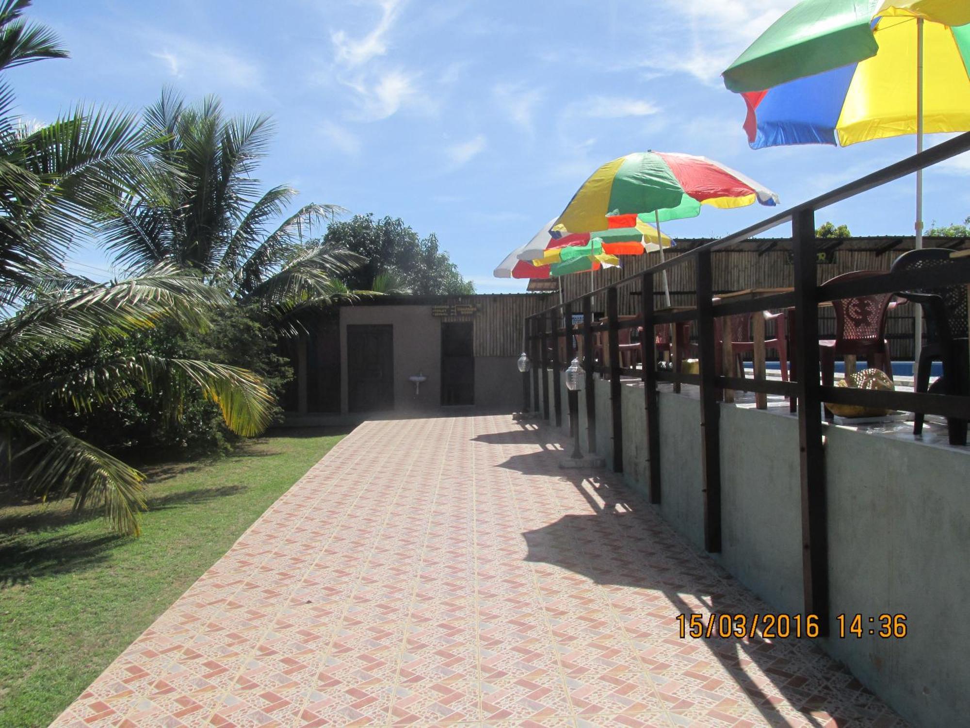Jamaica Inn Guest House Botianaw Eksteriør bilde